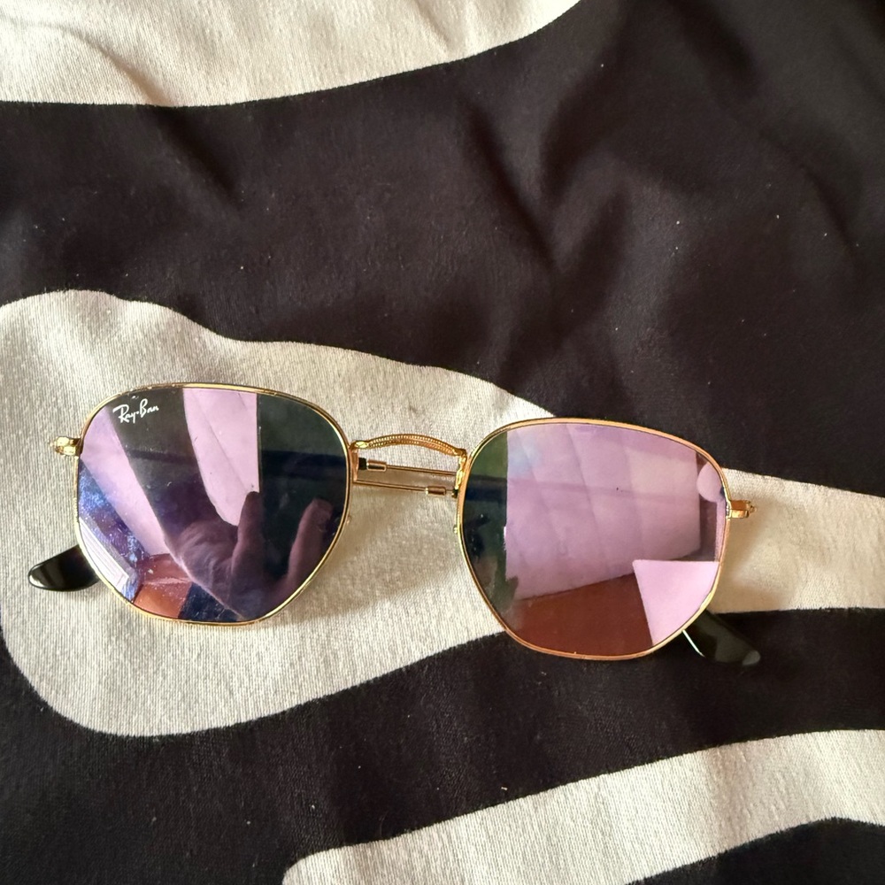 Ray-Ban Gold Frame Sunglasses with Pink Lenses